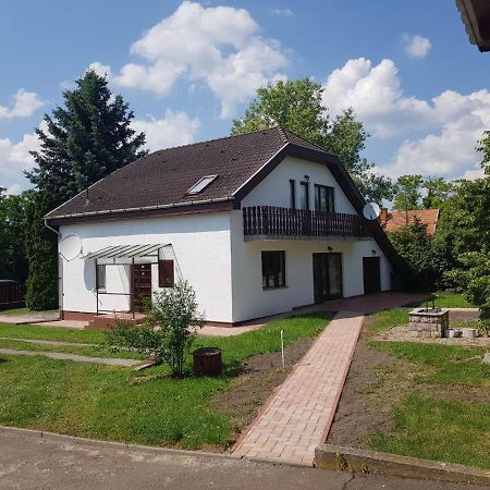 Czinege Vendeghaz - Nagy Haz Apartment Poroszlo Exterior photo
